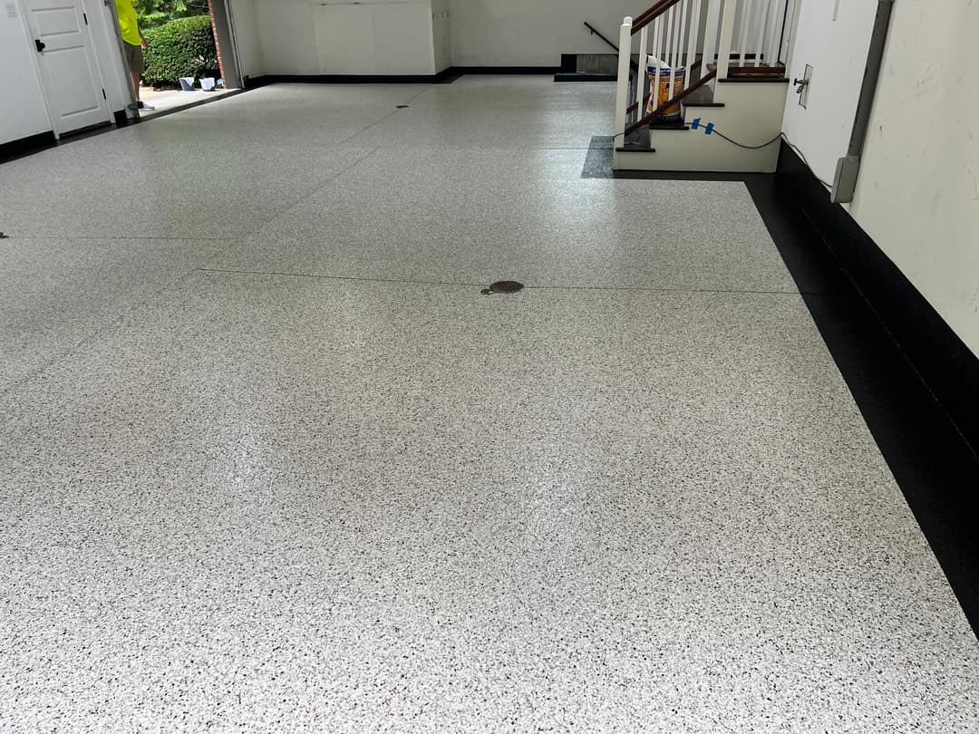 Flake system with black trim in Indianapolis