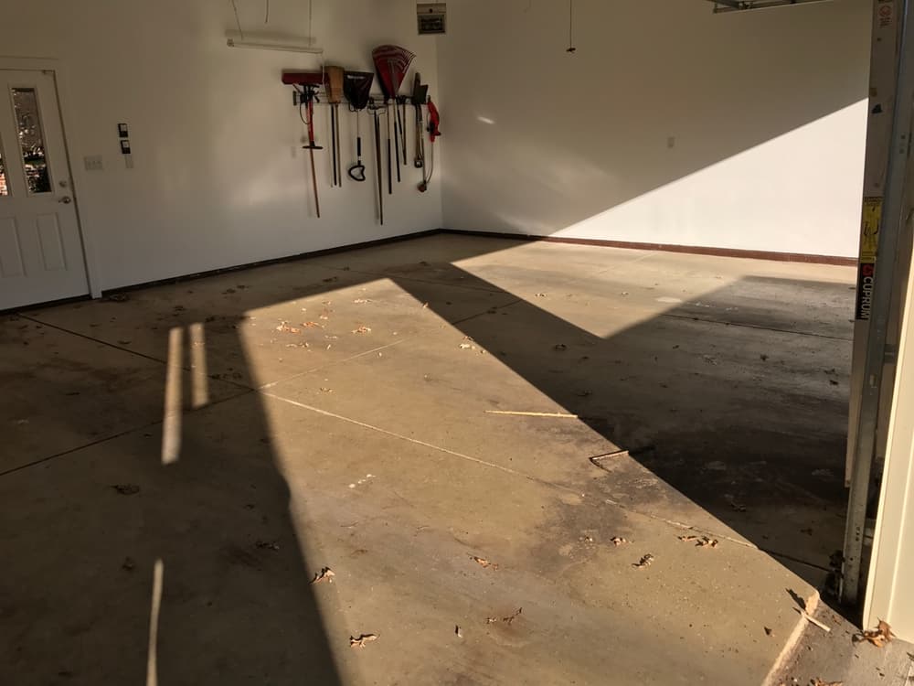 Gallery photos for Click to see the transformation! Garage Floor Epoxy Coating Before and After in Carmel: Image #2